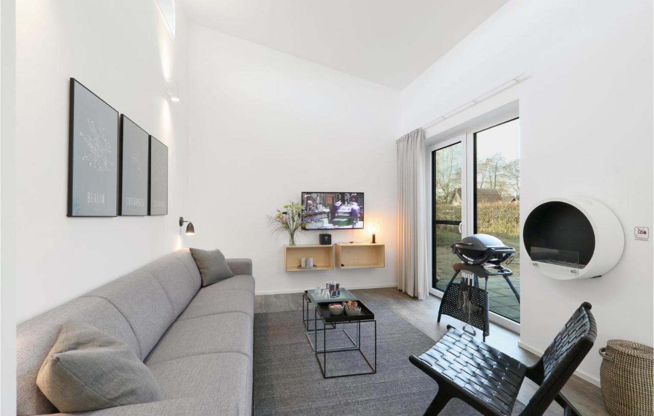 2 Bedroom Gorgeous Home In Lembruch-Duemmer See Esterno foto